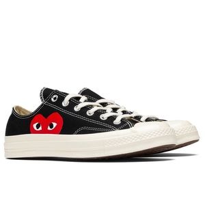 CONVERSE X COMME DES GARCONS PLAY ALL STAR CHUCK '70 OX
BLACK